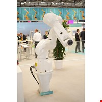 kuka robot kol